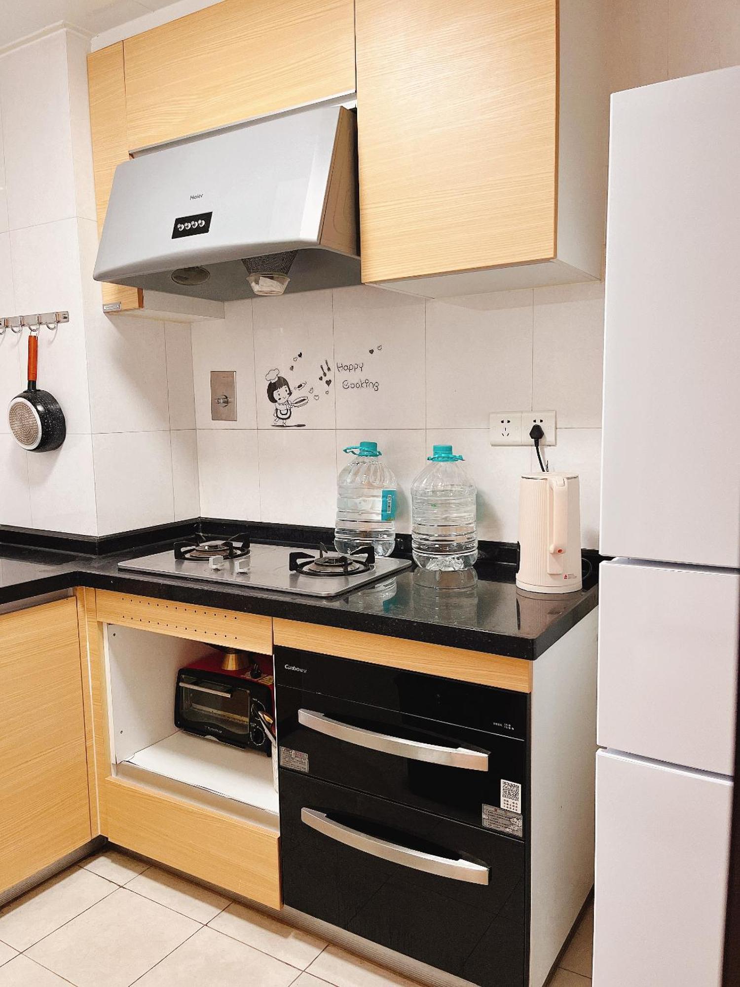 Yoyo Youth Apartment Гуанчжоу Экстерьер фото